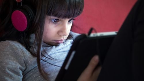 Are Vlogs Making Your Kids Overweight?