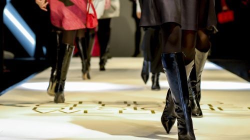 London Fashion Week: Show Your Clothes Some Love, Dahling.