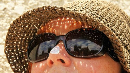 How to Be Safe In The Sun