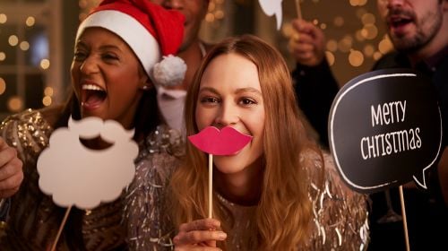 Make A Good Impression At The Office Christmas Party