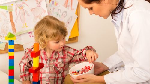 Should Kids Be Rewarded With Food For Good Behaviour?